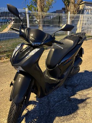 Honda Sh125i Sport Negra