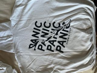 Sudadera blanca con logo