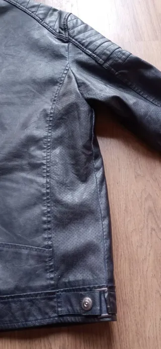 Cazadora Koroshi hombre negra azulada