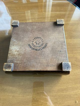 Joyero antiguo madera con escena oriental