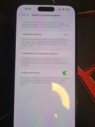 iPhone 14 Pro Max libre con rotura trasera