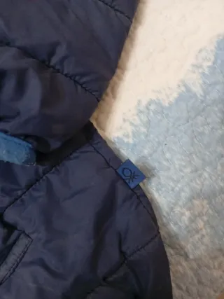 Abrigo alchochado fino Benetton niño 10/11 años