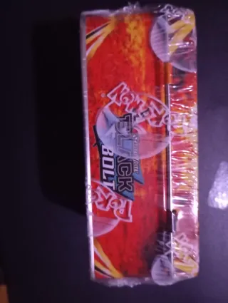 Caja metálica Pokémon