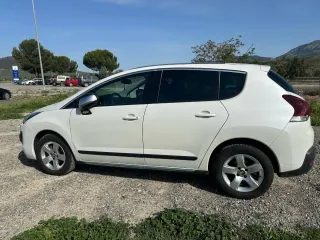 Peugeot 3008 1.6 hdi GARANTÍA
