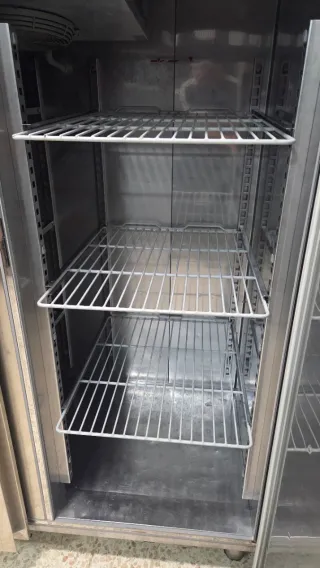 Congelador Vertical Doble Puertas