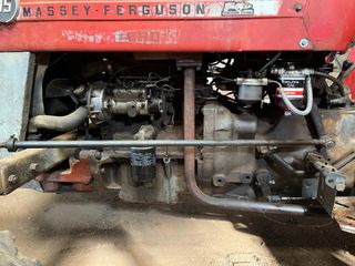 Tractor Massey Ferguson 135 sin documentación