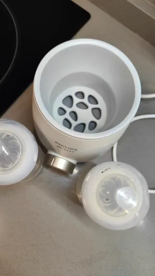 Calienta biberones Philips Avent + 2 biberones