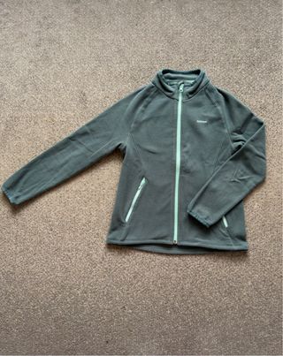 Lote 4 prendas Decathlon: 2 polares y 2 térmicas