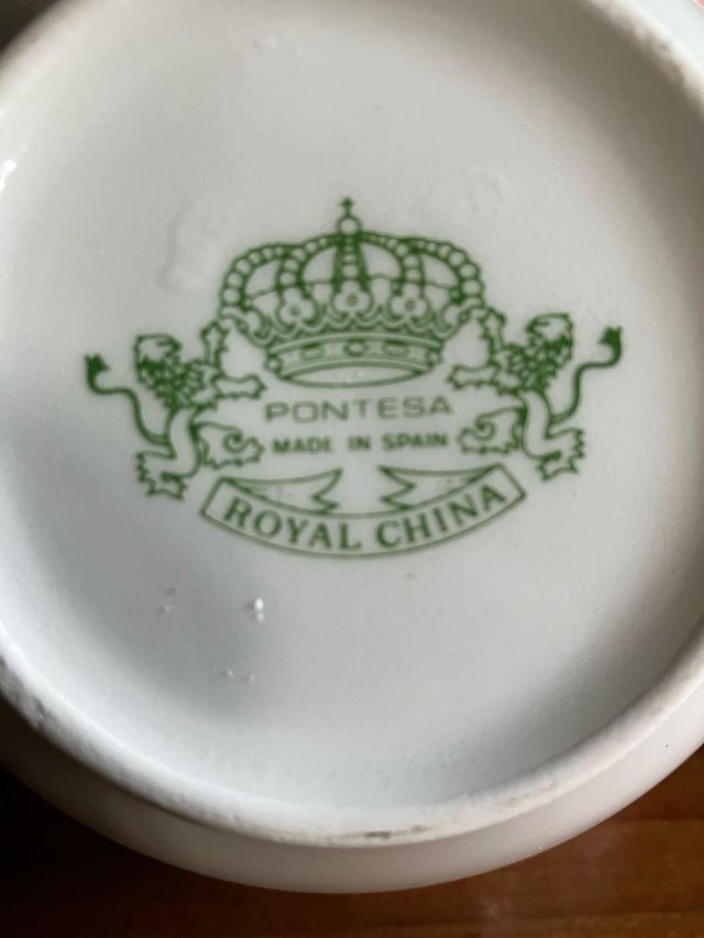 Juego de café porcelana blanco y oro