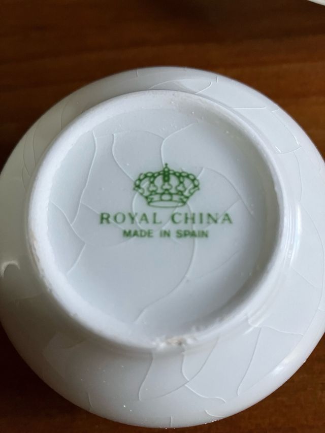 Juego de café porcelana blanco y oro