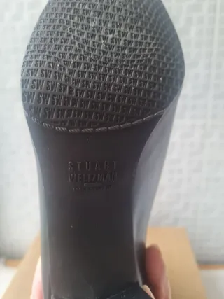 Bota alta de piel negra