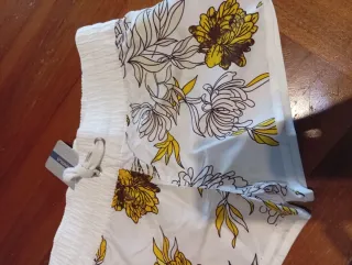 Pantaloncino sportivo donna bianco e giallo