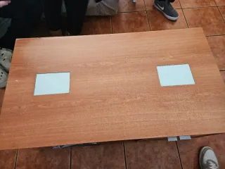 Mesa auxiliar salón madera con 4 cajones