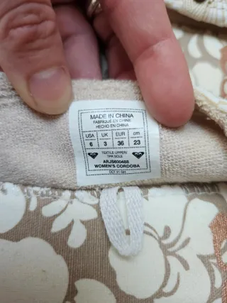 Alpargatas Roxy Beige y Blancas