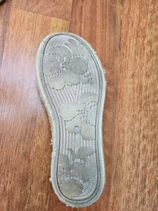 Alpargatas Roxy Beige y Blancas