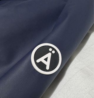 Chubasquero azul Tantä