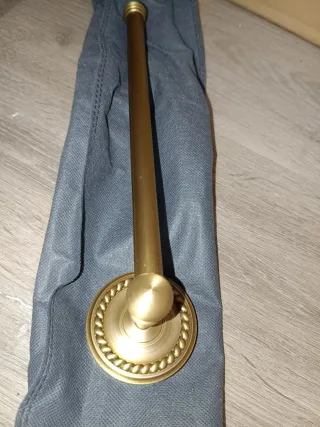 Soporte toallero dorado metal