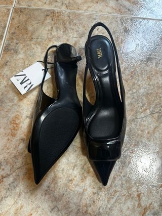 Zapatos Zara charol tacón negro talla 38