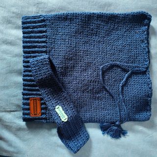 Gorro de lana hecho a mano + felpa