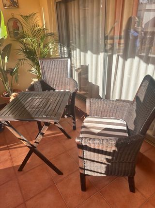 URGE Conjunto terraza: 2 sillones y mesa