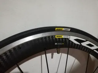 Ruedas Mavic Cosmic Carbon