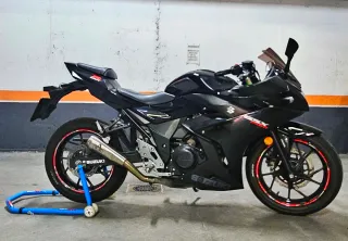 Suzuki GSXR250 ABS Negra