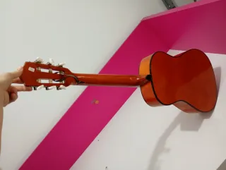 Guitarra Clásica Rocío 25€ como regalo