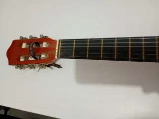 Guitarra Clásica Rocío 25€ como regalo