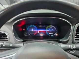 Renault Megane ETECH PLUG IN HYBRID