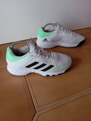 Zapatillas Adidas Blancas y Verdes