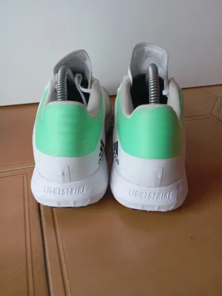 Zapatillas Adidas Blancas y Verdes