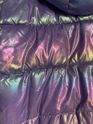 Cazadora Desigual niña efecto iridiscente