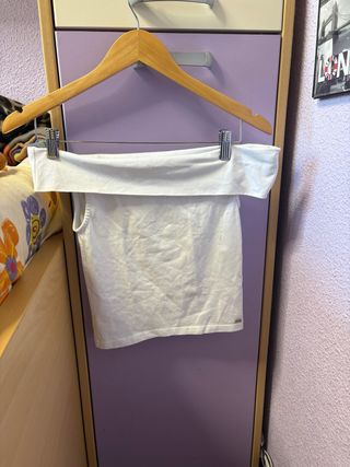 Top blanco sin hombros