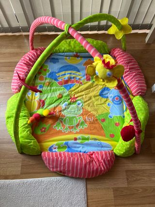 Manta de actividades para bebé