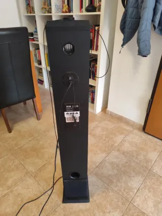 Torre de Sonido con Radio