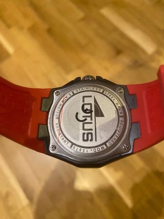 Reloj Lotus Cronógrafo Negro y Rojo