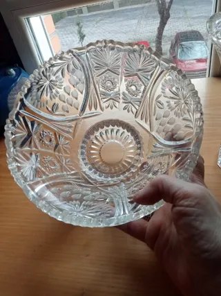 Fuente y Bombonera de Cristal Tallado