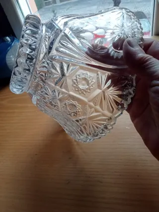 Fuente y Bombonera de Cristal Tallado