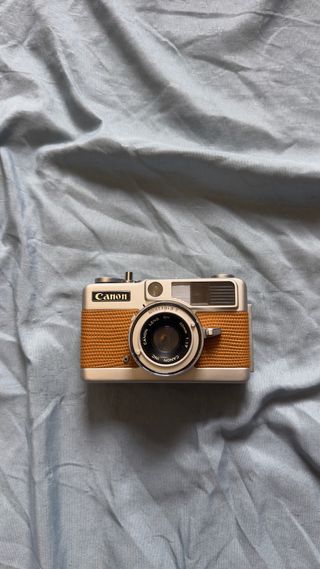 Canon Demi EE17 Half-Frame