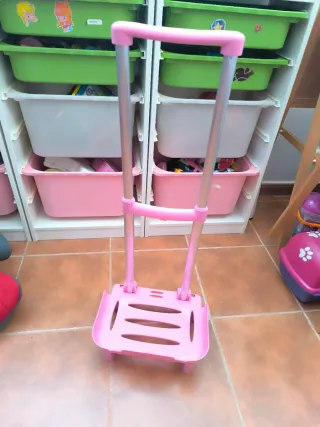 Carrito para mochilas rosa