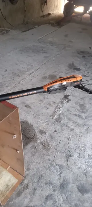 Vareadora Pellenc sin batería