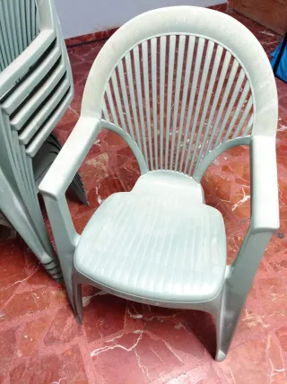 Sillas de jardín apilables de plástico