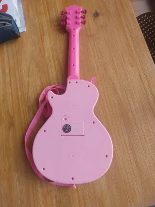 Guitarra Juguete Hello Kitty Rosa