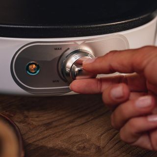 Cecotec Crepera Eléctrica Fun Creepy. Potencia 120