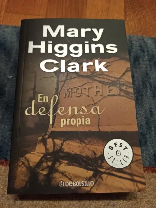 Mary Higgins Clark " En defensa propia "