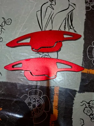 Paletas de cambio rojas