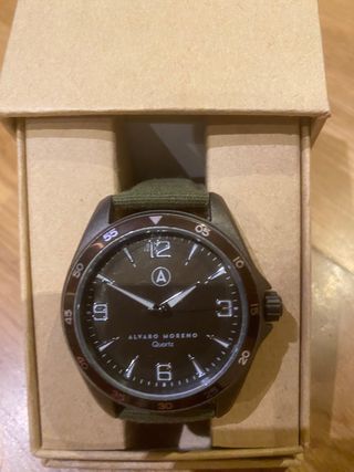 Reloj Alvaro Moreno Negro y Verde Militar