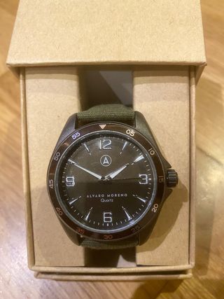 Reloj Alvaro Moreno Negro y Verde Militar