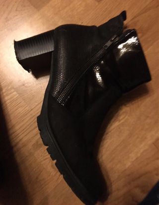 Botas de piel mujer.