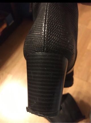 Botas de piel mujer.